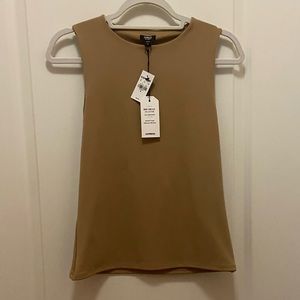 NWT Body Contour Matte Tank Top